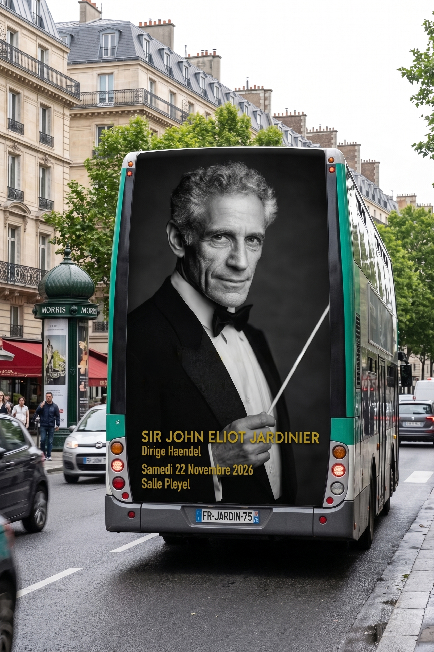 Curator — Bus wrap Paris